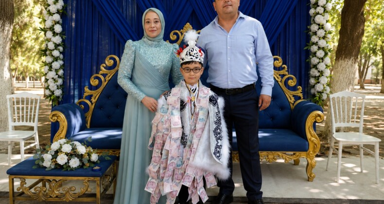 MİNİK SABRİ’NİN SÜNNET MUTLULUĞU