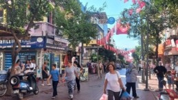 NAZİLLİ ÇARŞISINDA ARAÇ TRAFİĞİ İÇİN YENİ DÜZENLEME GÜNDEMDE