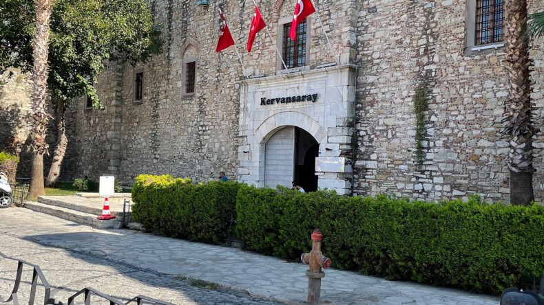 TOPUKLU EFE’DEN KUŞADASI ESNAFINA MÜJDE