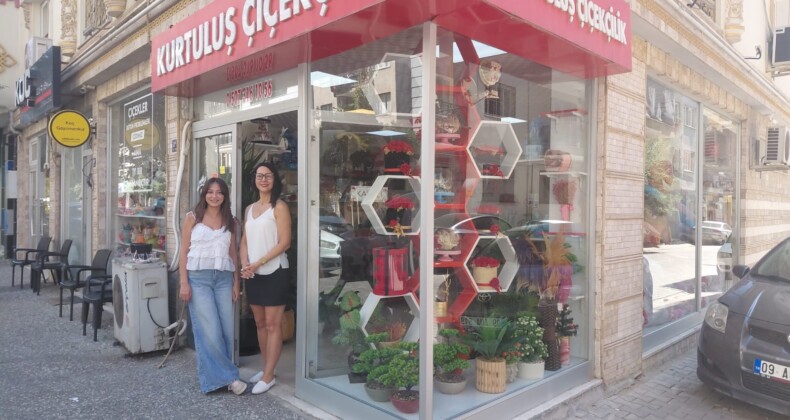 SEVGİYİ ÇİÇEKLERLE TAŞIYAN ADRES: KURTULUŞ ÇİÇEKÇİLİK